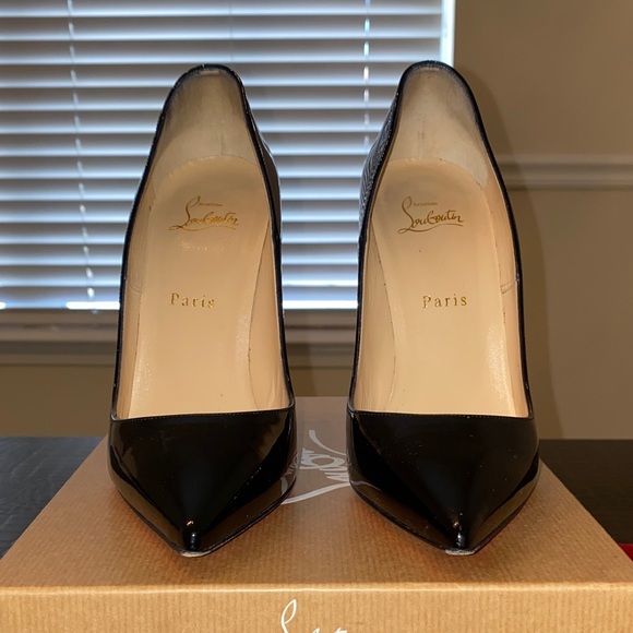 Christian Louboutin Glossy Black Heels with Red Sole - Picture 7 of 13